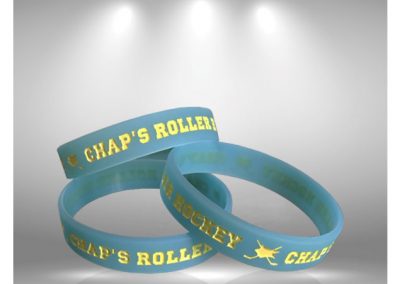 Bracelet en silicone avec incrustation texte et couleur