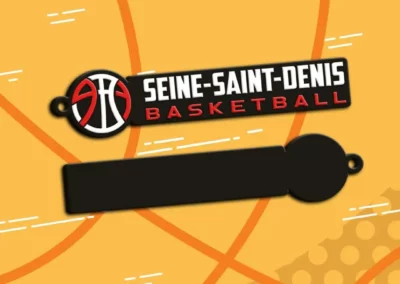 Porte-clés en PVC 2D sur-mesure pour le club de basketball de Seine-Saint-Denis, avec design personnalisé