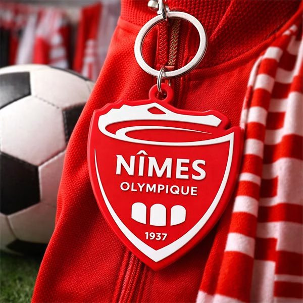 Étude de cas porte-clés PVC 2D club sportif